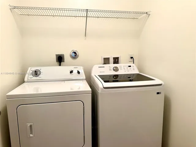 $482,000 | 404 Northeast 194th Terrace, Miami, FL 33179