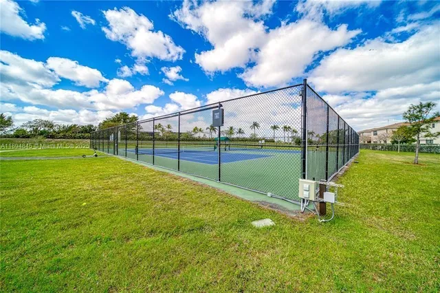 $482,000 | 404 Northeast 194th Terrace, Miami, FL 33179