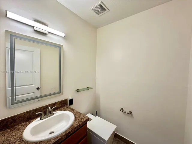 $482,000 | 404 Northeast 194th Terrace, Miami, FL 33179