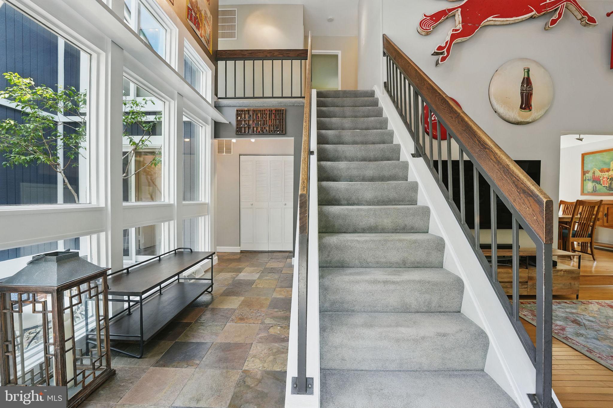 11817 Blue Spruce Road Reston, VA 20191 - Photo 11 of 62 Foyer