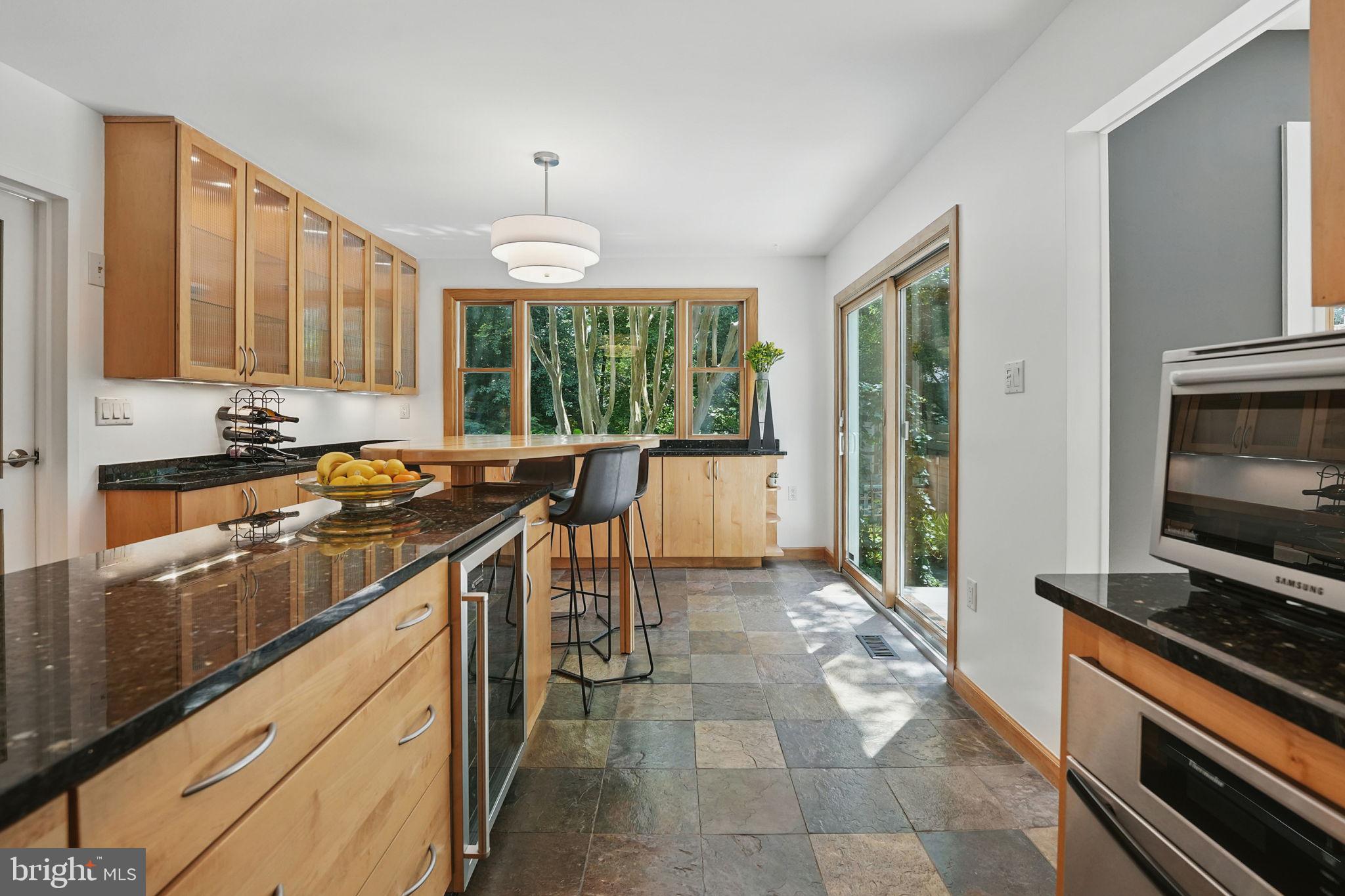 11817 Blue Spruce Road Reston, VA 20191 - Photo 15 of 62 Anderson SGD