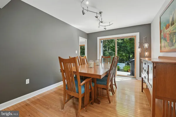 $996,000 | 11817 Blue Spruce Road, Reston, VA 20191