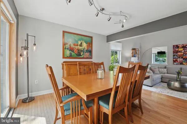 $996,000 | 11817 Blue Spruce Road, Reston, VA 20191