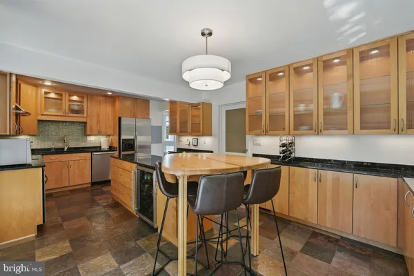 $996,000 | 11817 Blue Spruce Road, Reston, VA 20191