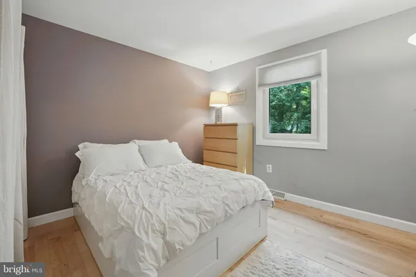 $996,000 | 11817 Blue Spruce Road, Reston, VA 20191