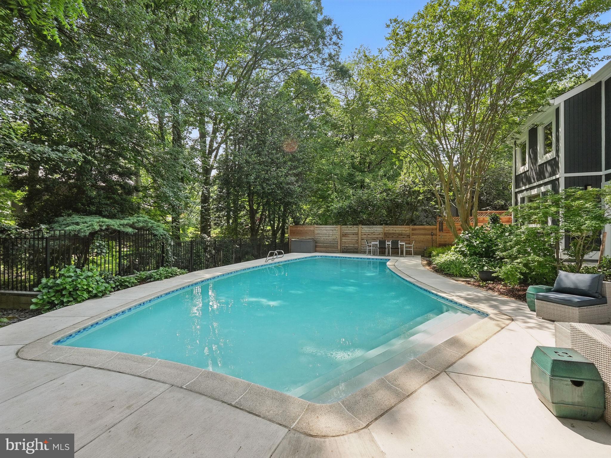 11817 Blue Spruce Road Reston, VA 20191 - Photo 59 of 62 New Fence and Gates 2024