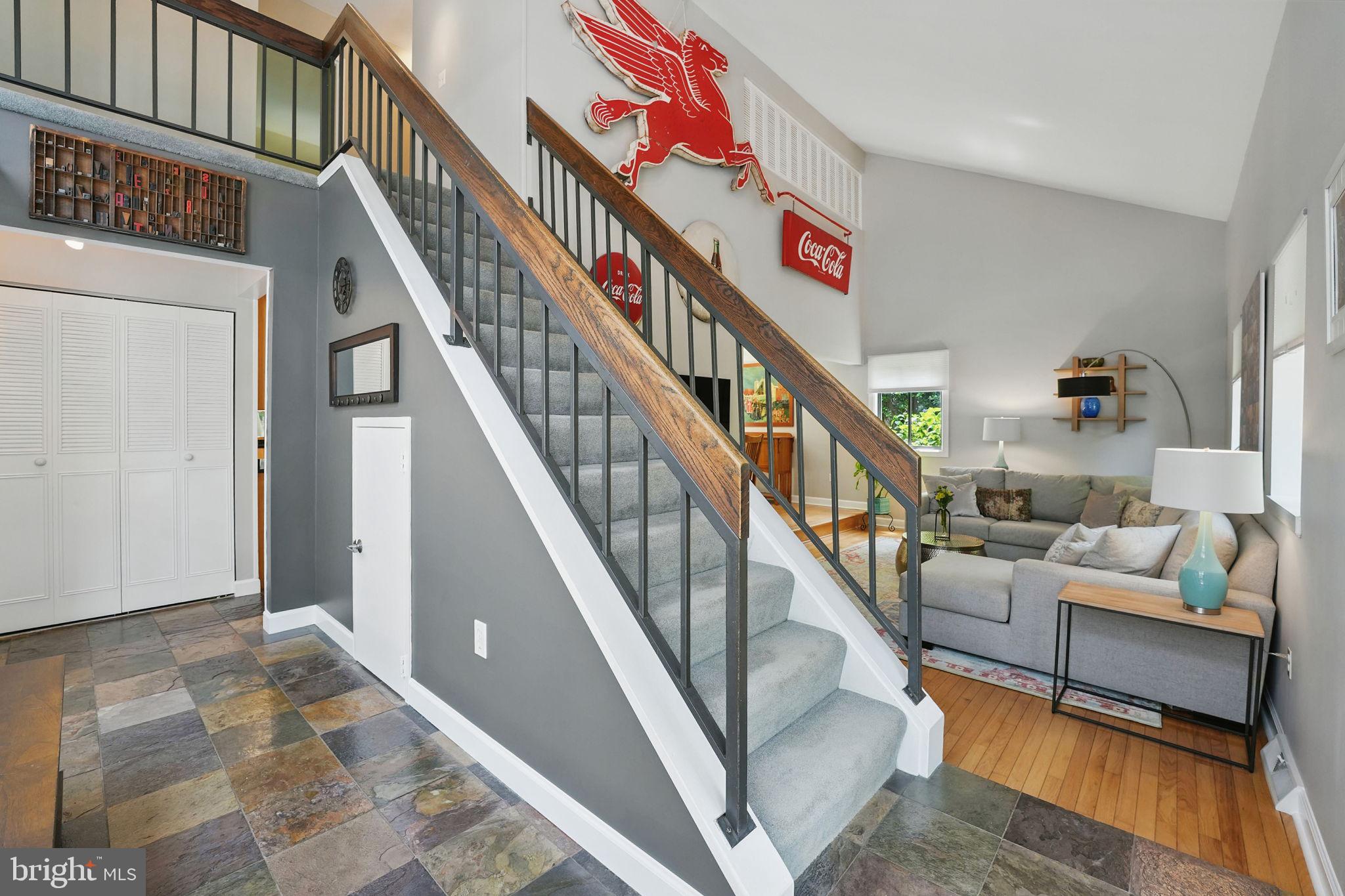 11817 Blue Spruce Road Reston, VA 20191 - Photo 10 of 62 Foyer