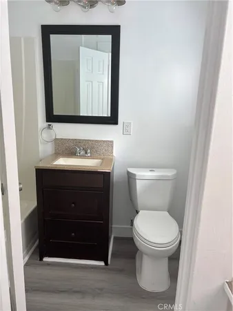 $1,475 | 1917 East 4th Street, Unit 5, Long Beach, CA 90802