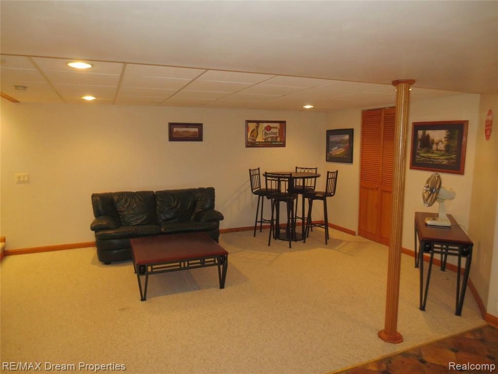 6897 Fox Path Canton, MI 48187 - Photo 27 of 31