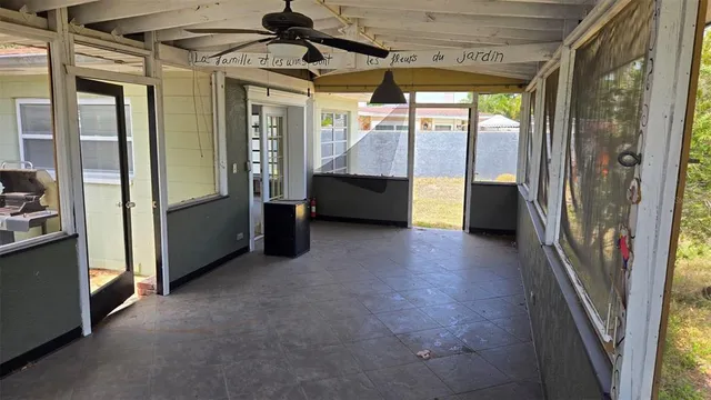 $393,000 | 3925 West Eden Roc Circle, Tampa, FL 33634