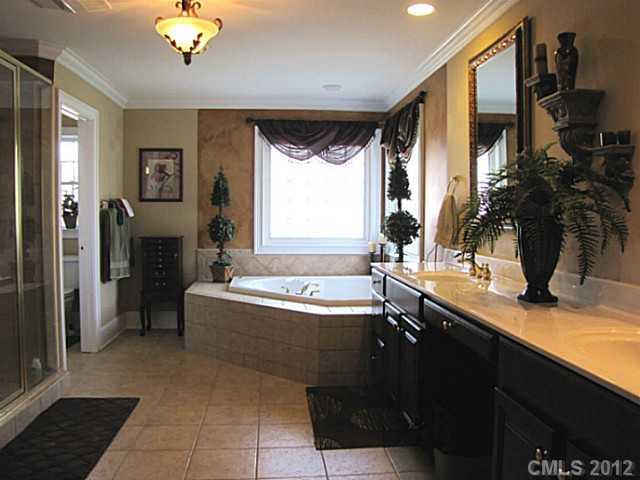 329 Hemmingway Lane Fort Mill, SC 29708 - Photo 15 of 16