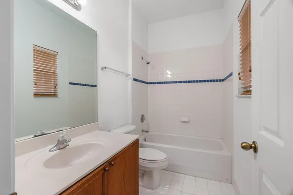 $2,400 | 3210 Merrick Terrace, Unit 1503, Margate, FL 33063