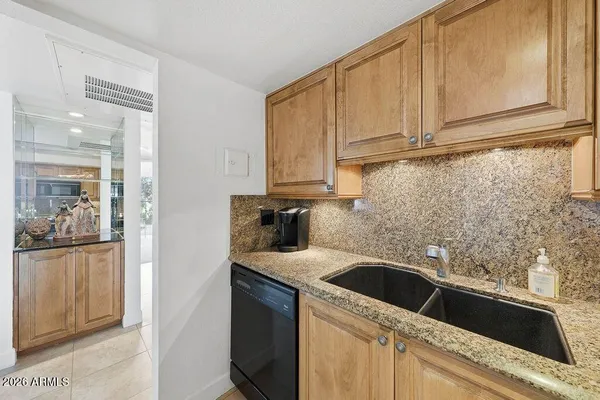 $369,999 | 5124 North 31st Place, Unit 534, Phoenix, AZ 85016