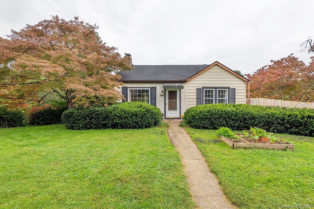 112 Wendover Road Asheville, NC 28806 - Photo 1 of 18 Gallery Image 1