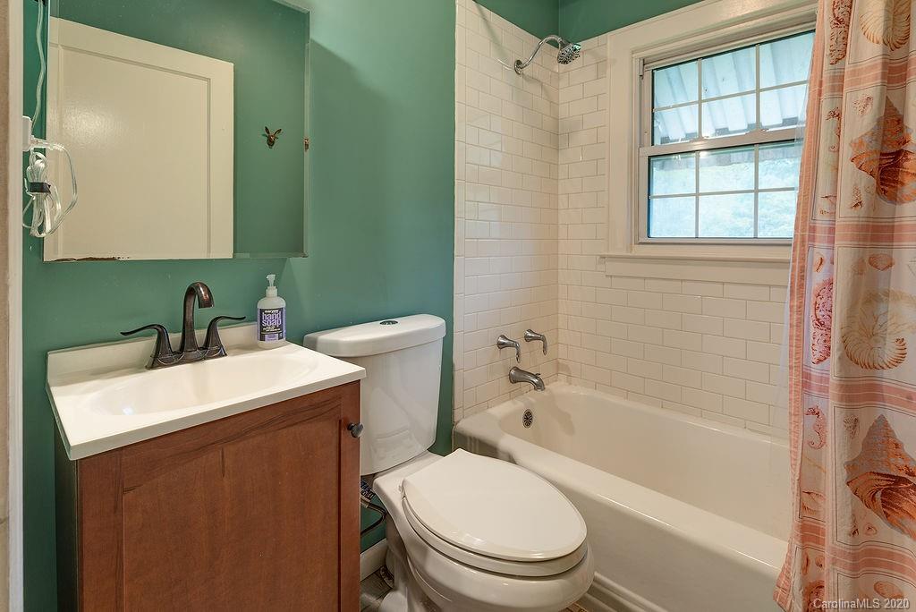 112 Wendover Road Asheville, NC 28806 - Photo 13 of 18 Gallery Image 13
