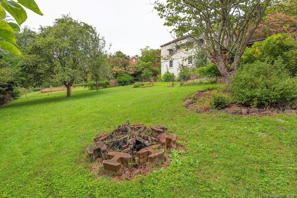 112 Wendover Road Asheville, NC 28806 - Photo 16 of 18 Gallery Image 16