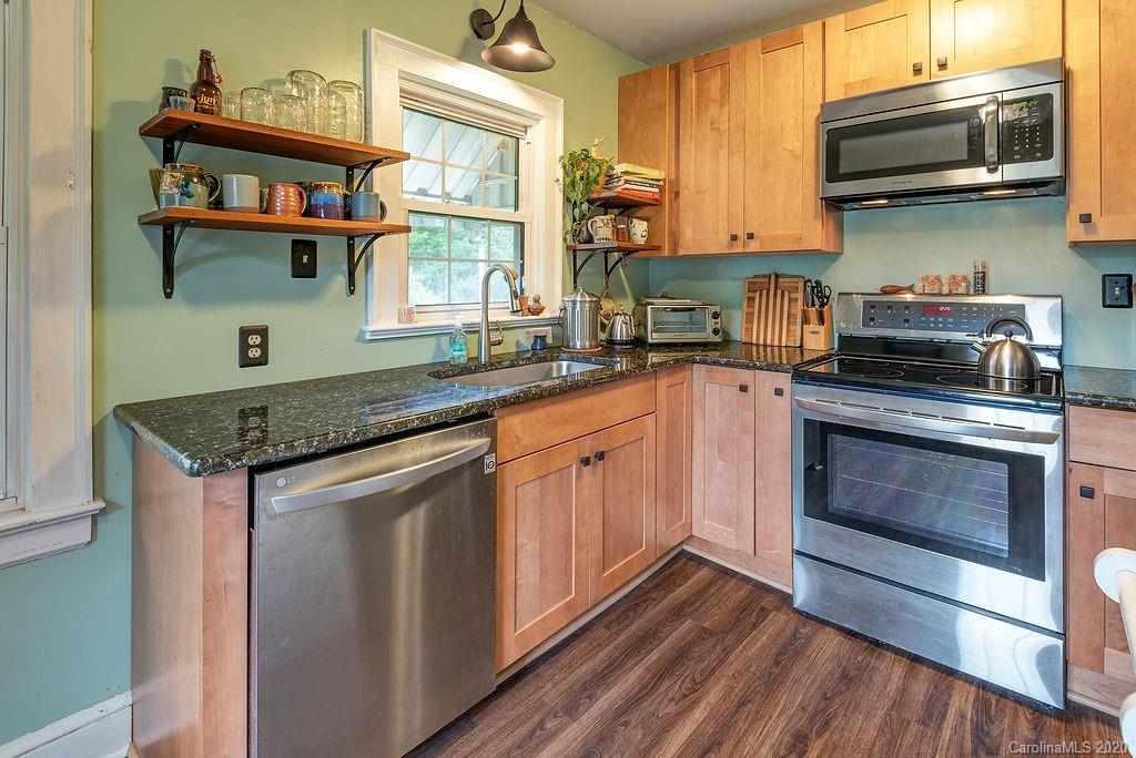 112 Wendover Road Asheville, NC 28806 - Photo 10 of 18 Gallery Image 10