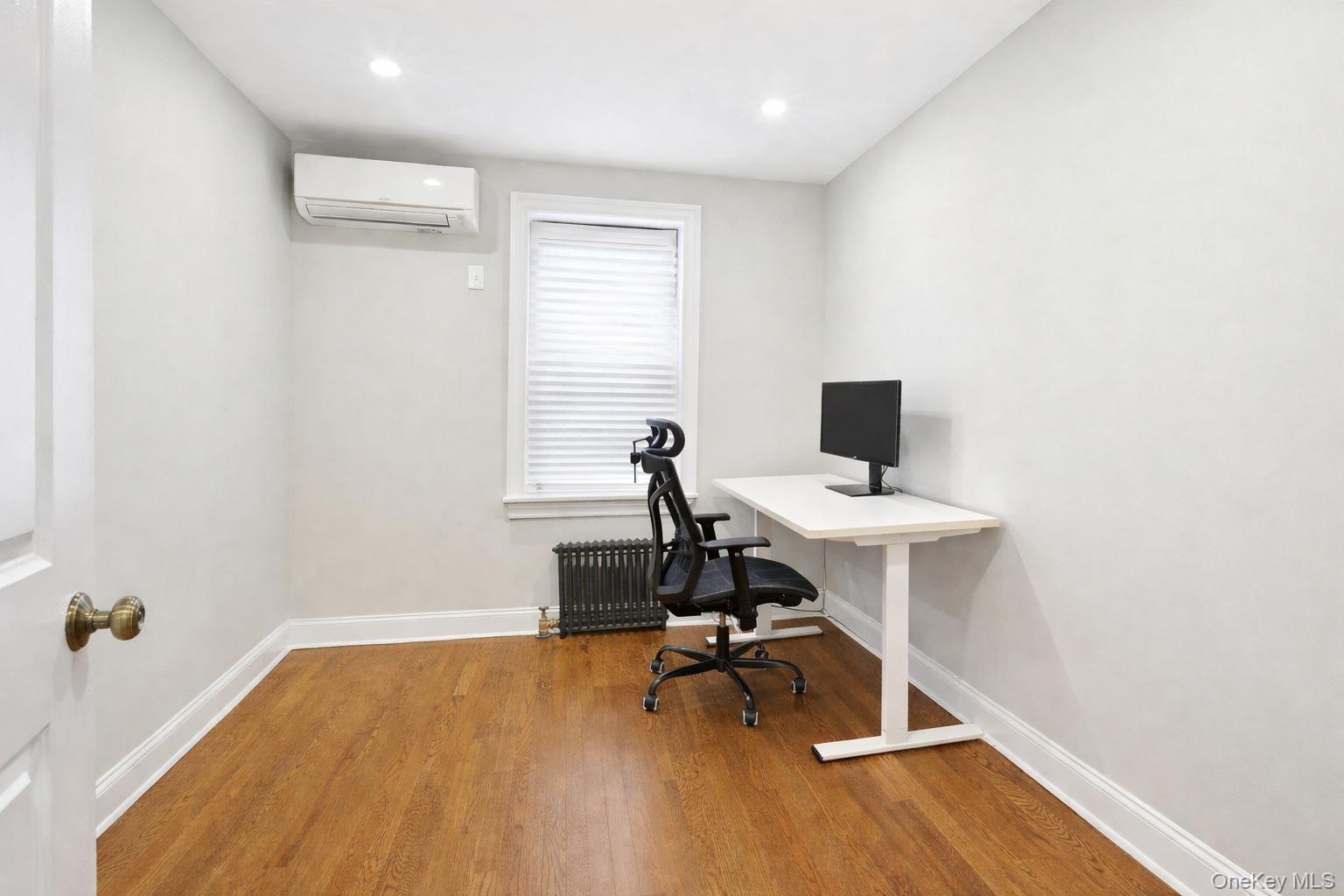 1163 Rhinelander Avenue Bronx, NY 10461 - Photo 16 of 45