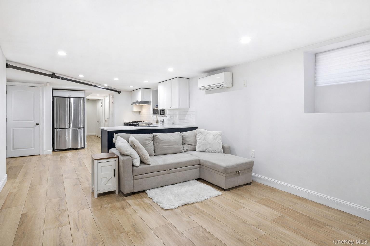 1163 Rhinelander Avenue Bronx, NY 10461 - Photo 26 of 45