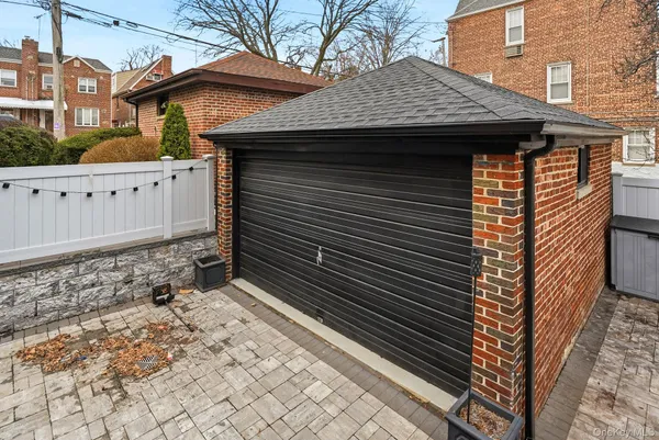 $1,099,998 | 1163 Rhinelander Avenue | Morris Park