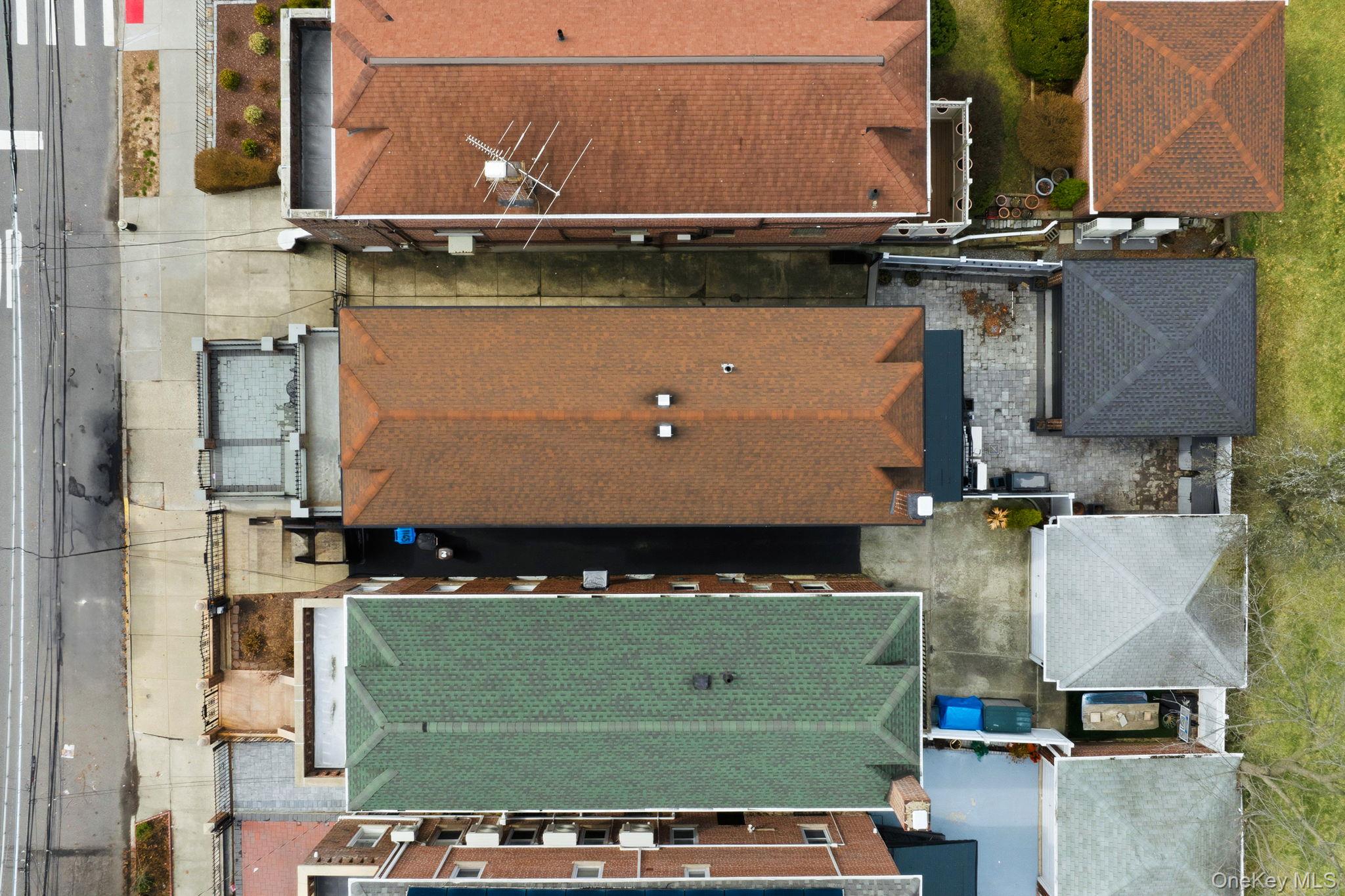 1163 Rhinelander Avenue Bronx, NY 10461 - Photo 37 of 45