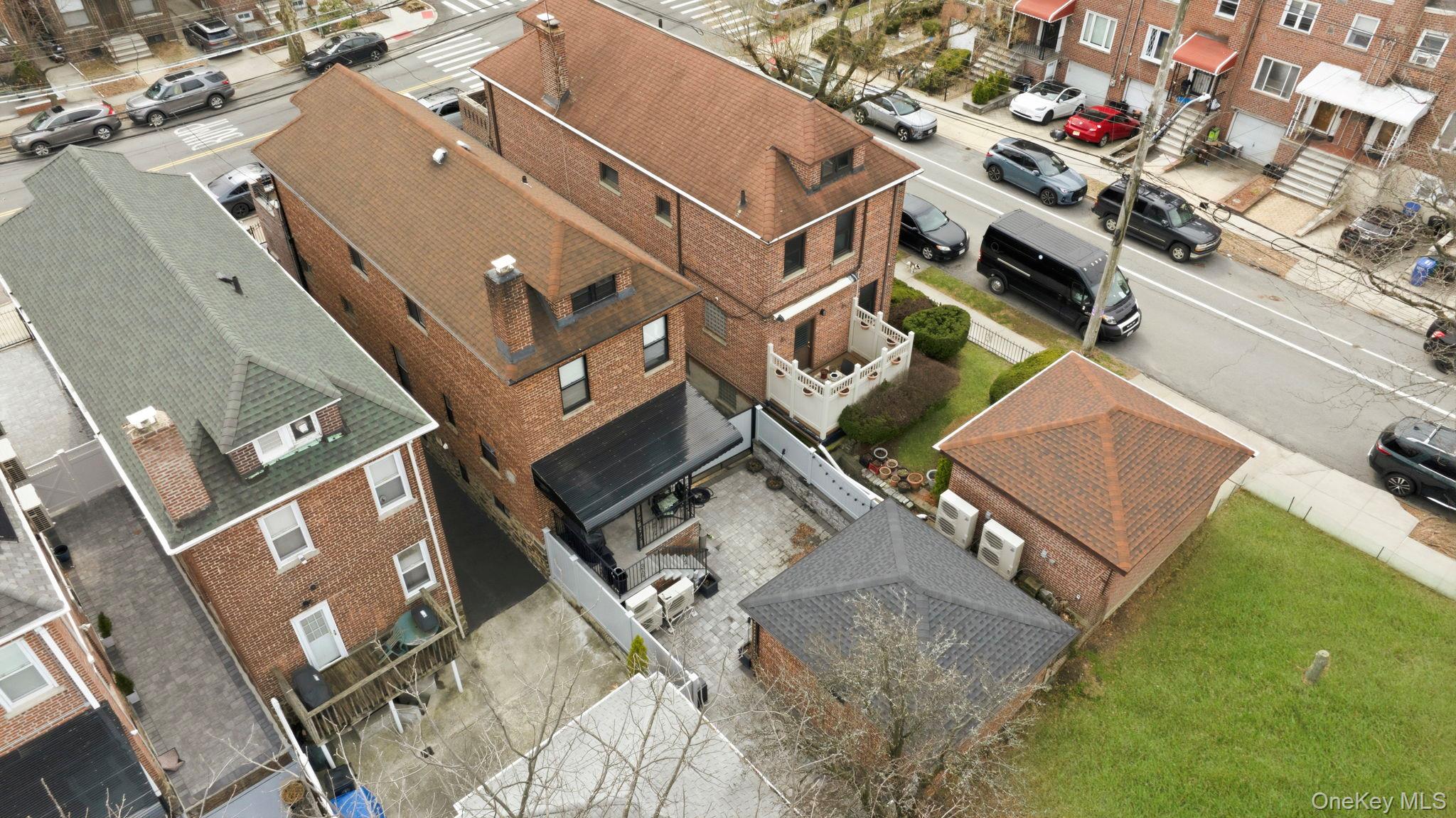 1163 Rhinelander Avenue Bronx, NY 10461 - Photo 41 of 45