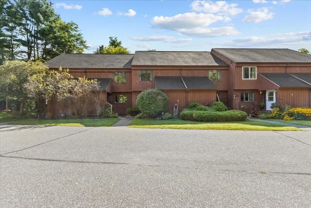 $299,000 | 20 Greenfield Rd Extension, Unit F2, Essex Junction, VT 05452