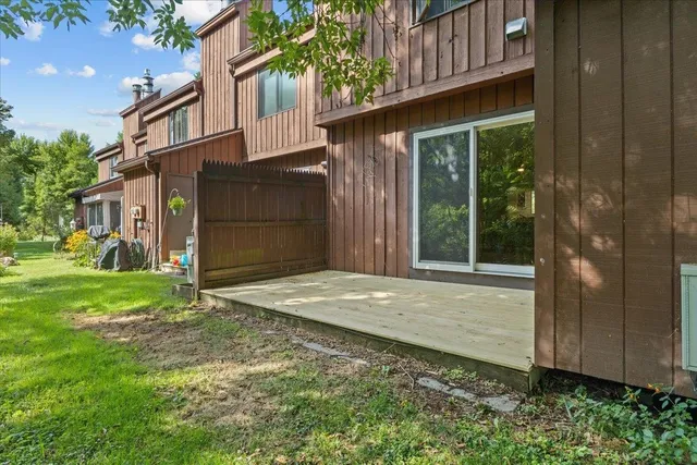 $299,000 | 20 Greenfield Rd Extension, Unit F2, Essex Junction, VT 05452