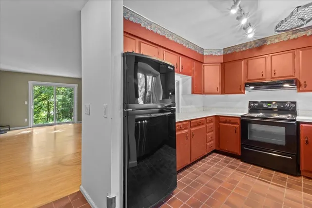 $299,000 | 20 Greenfield Rd Extension, Unit F2, Essex Junction, VT 05452