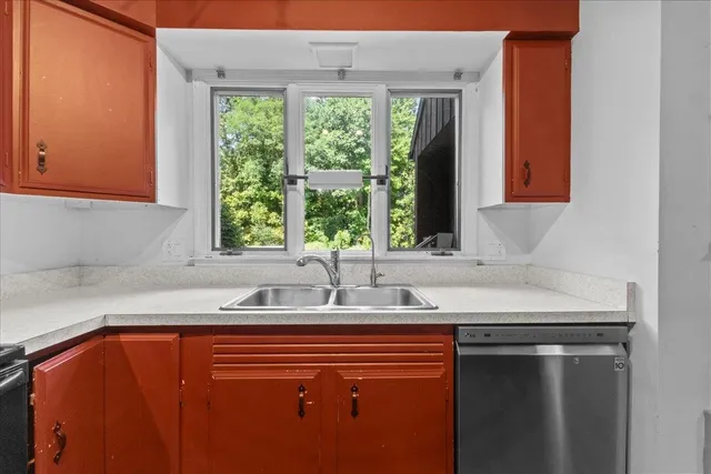 $299,000 | 20 Greenfield Rd Extension, Unit F2, Essex Junction, VT 05452