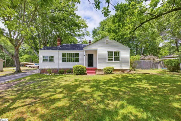 $235,000 | 7 Alberta Avenue, Greenville, SC 29617