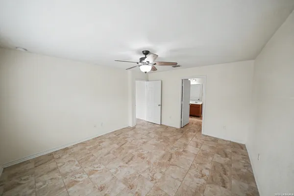 $1,750 | 7506 Copper Cove, Converse, TX 78109