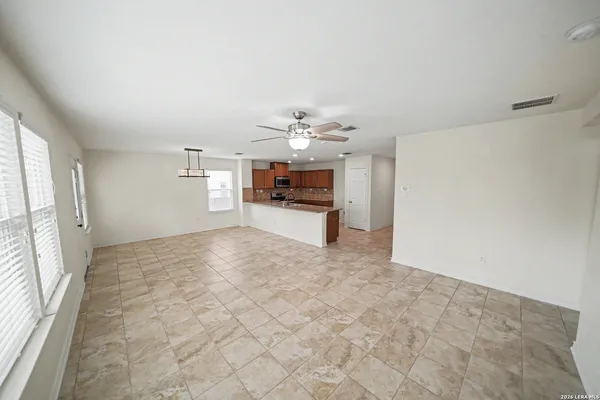 $1,750 | 7506 Copper Cove, Converse, TX 78109