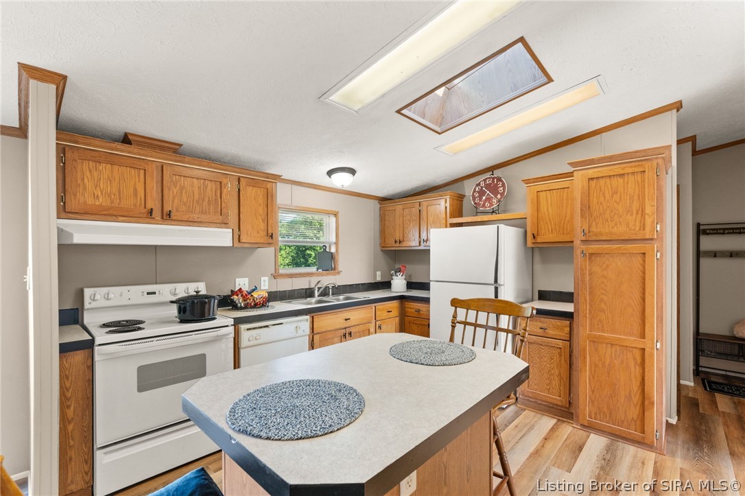 2944 Ferree Road Northeast Lanesville, IN 47136 - Photo 5 of 64