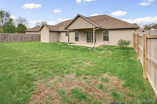 $298,000 | 330 Briar Crest Drive, Jackson, MO 63755