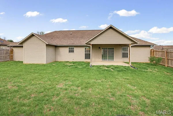 $298,000 | 330 Briar Crest Drive, Jackson, MO 63755
