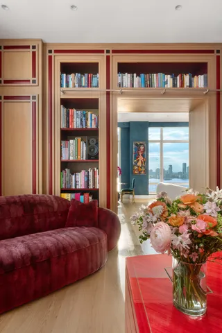 a black and white photo of a living room