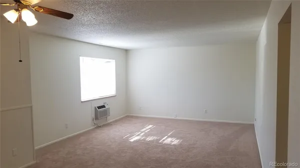 $1,300 | 1708 Sawyer Way, Unit 271, Colorado Springs, CO 80915