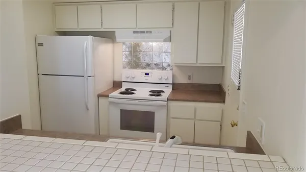 $1,300 | 1708 Sawyer Way, Unit 271, Colorado Springs, CO 80915