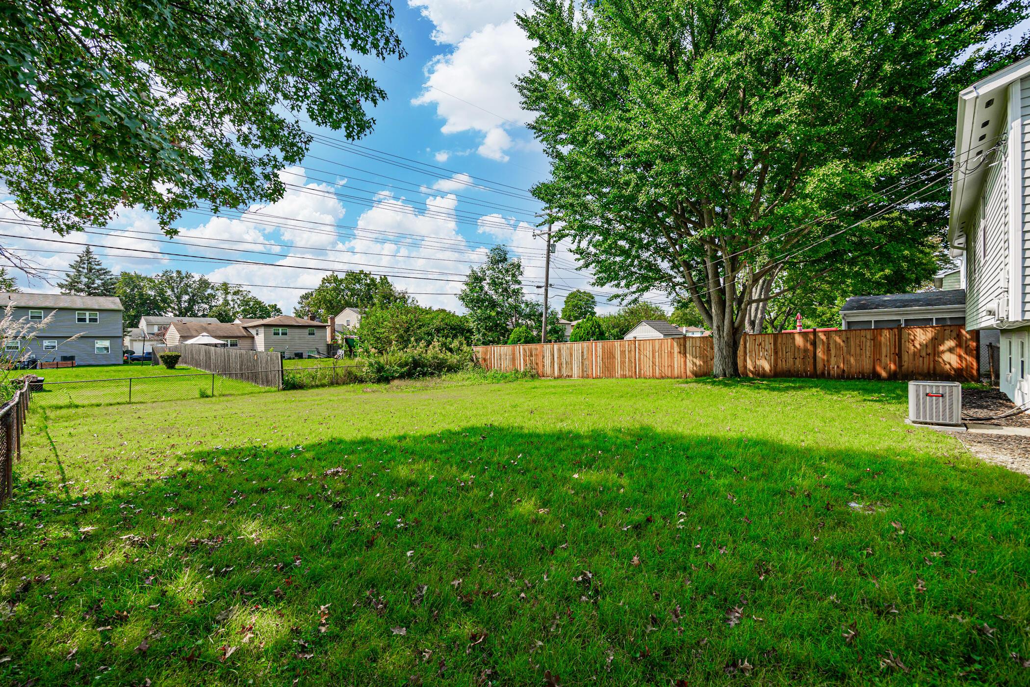 1717 Norma Road Columbus, OH 43229 - Photo 16 of 58 1717 Norma Rd 013