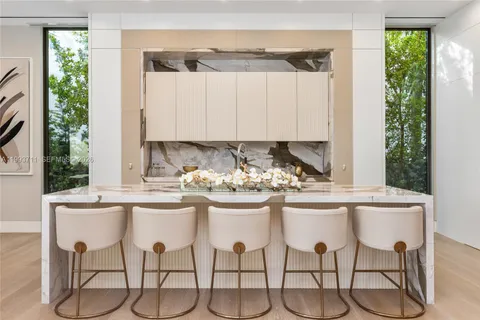 $29,995,000 | 2560 Del Lago Drive, Fort Lauderdale, FL 33316