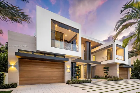 $29,995,000 | 2560 Del Lago Drive, Fort Lauderdale, FL 33316