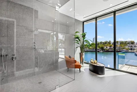 $29,995,000 | 2560 Del Lago Drive, Fort Lauderdale, FL 33316