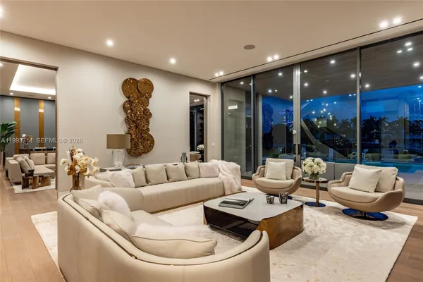 $29,995,000 | 2560 Del Lago Drive, Fort Lauderdale, FL 33316