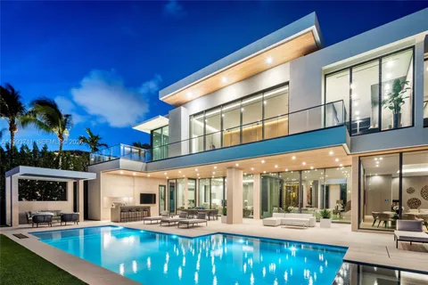 $29,995,000 | 2560 Del Lago Drive, Fort Lauderdale, FL 33316