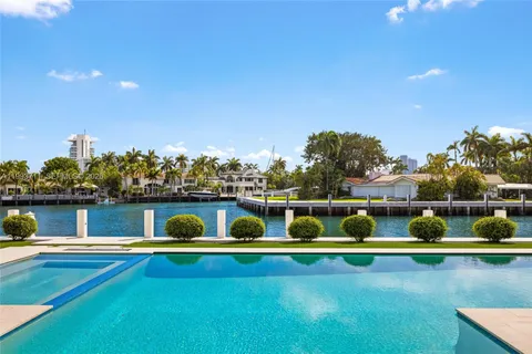 $29,995,000 | 2560 Del Lago Drive, Fort Lauderdale, FL 33316