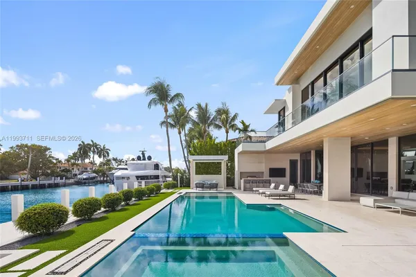 $29,995,000 | 2560 Del Lago Drive, Fort Lauderdale, FL 33316