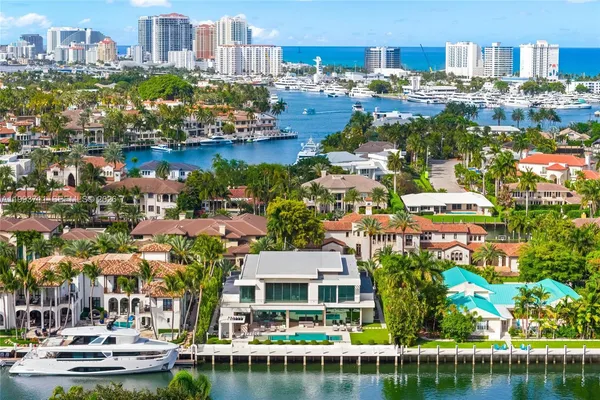 $29,995,000 | 2560 Del Lago Drive, Fort Lauderdale, FL 33316