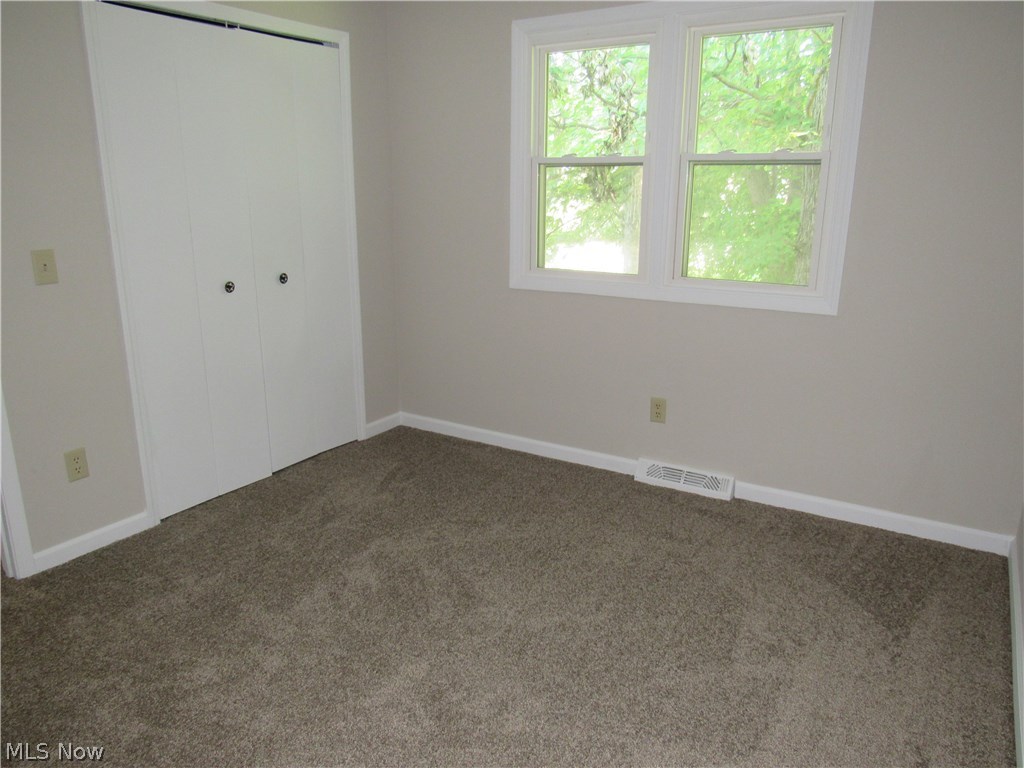 48-50 Hurst Road Painesville, OH 44077 - Photo 17 of 34 Bedroom #2 with closet