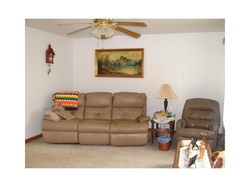 141 Rolling Hill Road Boswell, PA 15531 - Photo 2 of 12 Living Room.